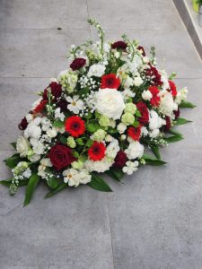 Raquette de fleur pour obsèques